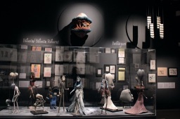 Parte de la exhibición en París dedicada a las películas de Tim Burton